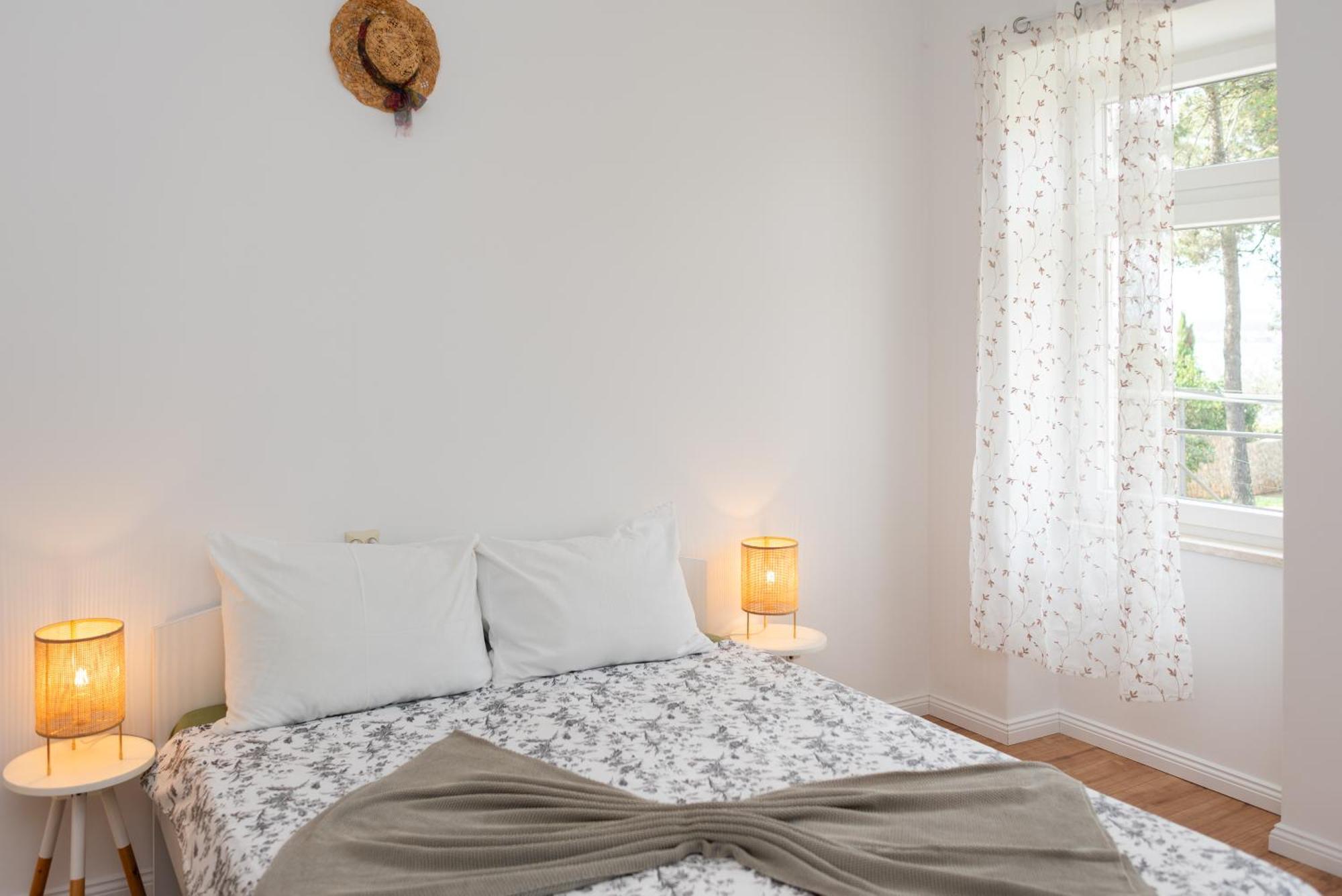 Apartments House Pinezic Malinska Bagian luar foto